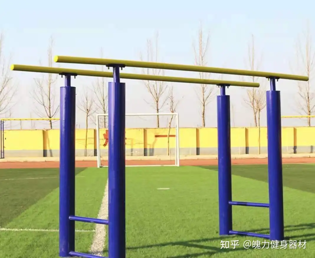 乒乓球台内拉上旋球动作